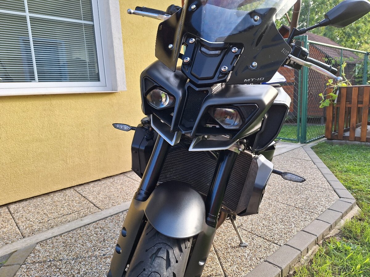 Yamaha MT-10 - 2