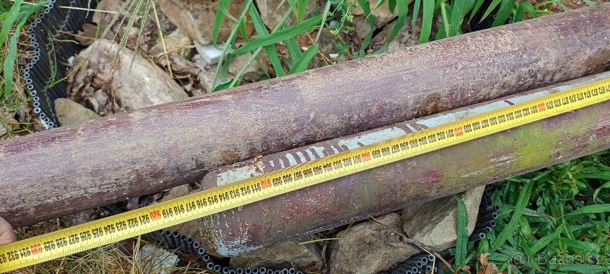 Tři železné trubky D90mm x L9170mm - 2