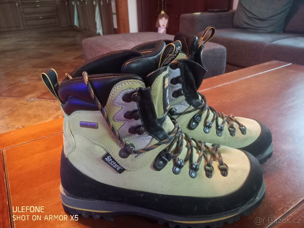 Trekové boty - 2