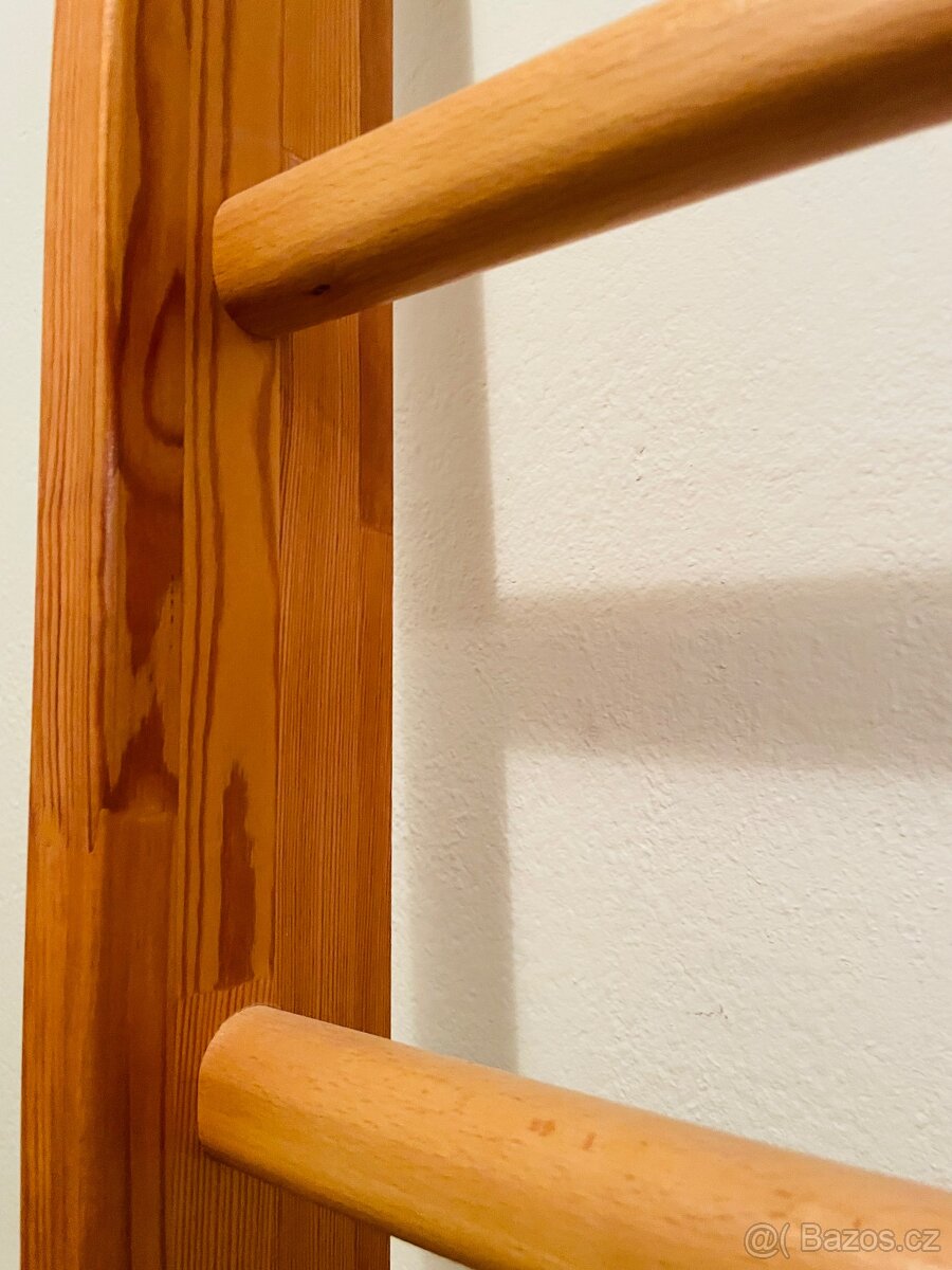 Ribstol - žebřiny - 2