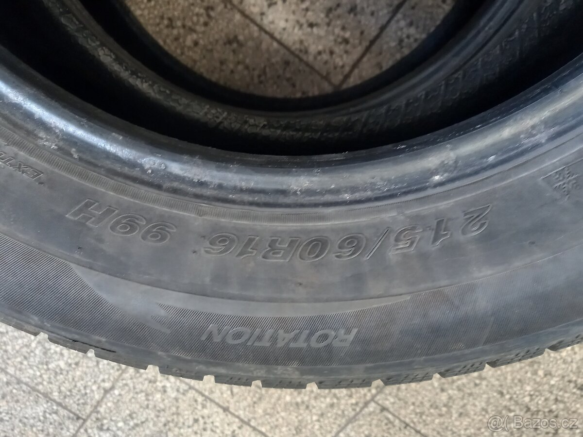Zimní pneu 215/60/16 - 2