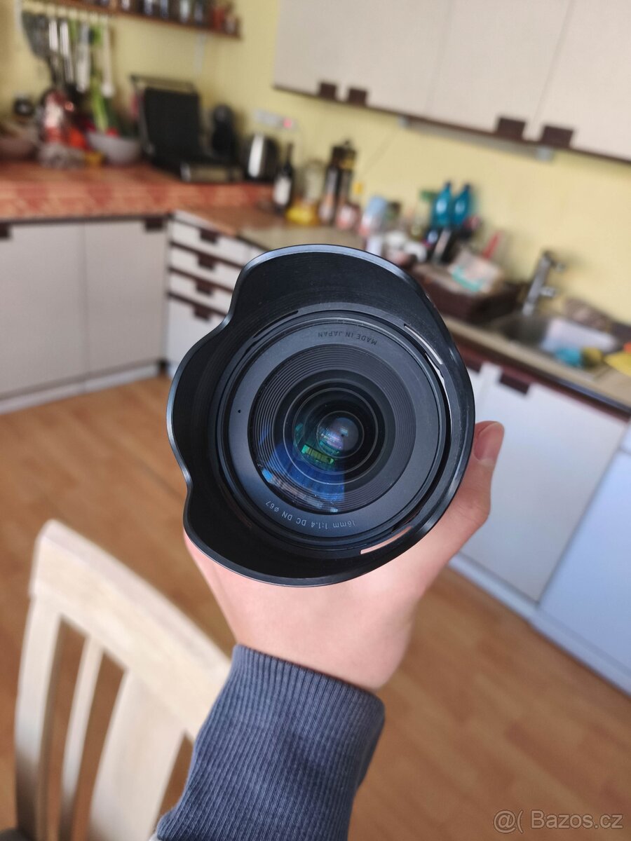 Sigma 16 mm f/1,4 DC DN Contemporary Sony E - 2