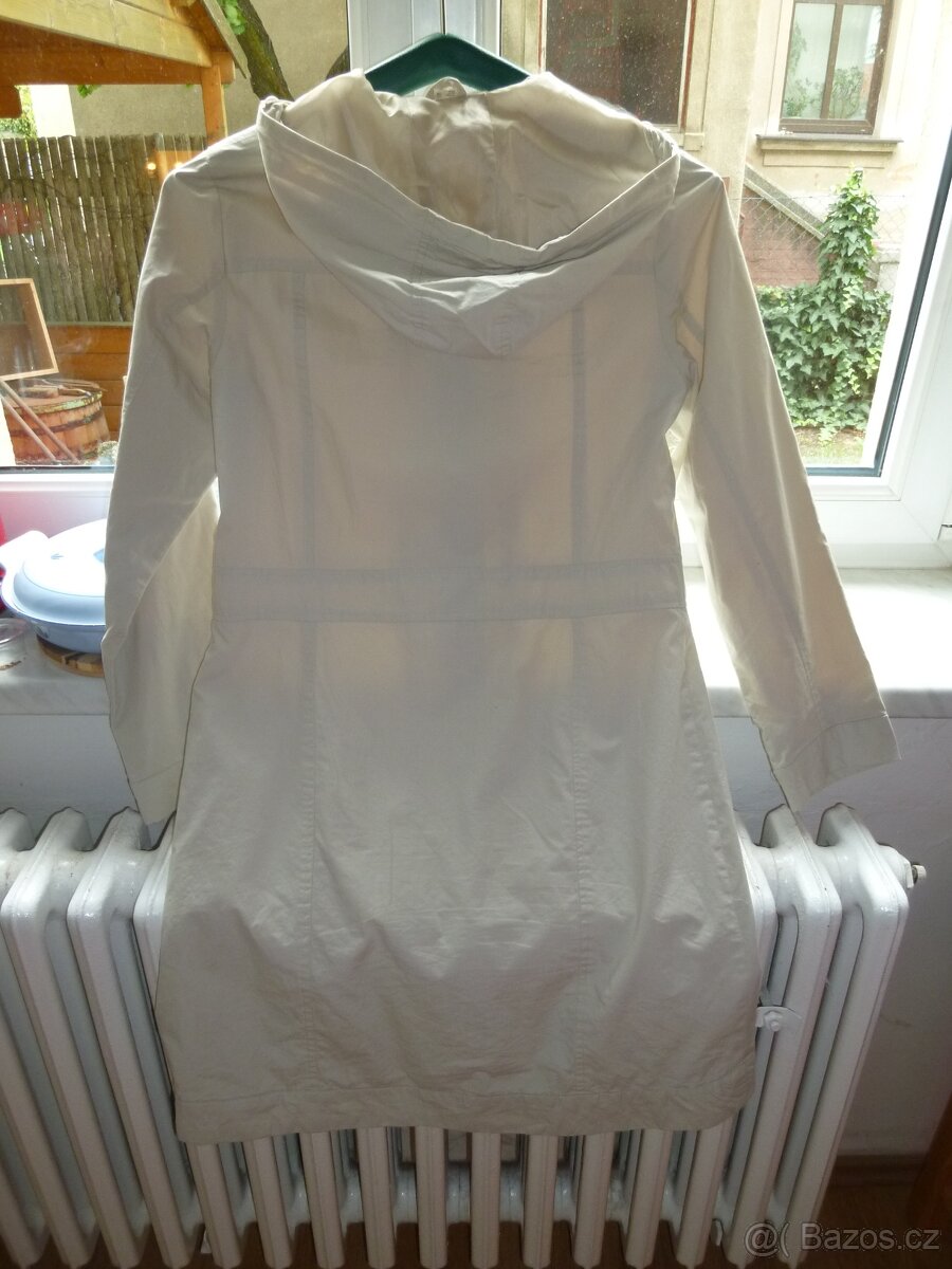 PRODÁM KRÁSNÝ KABÁTEK - PARKA - 2