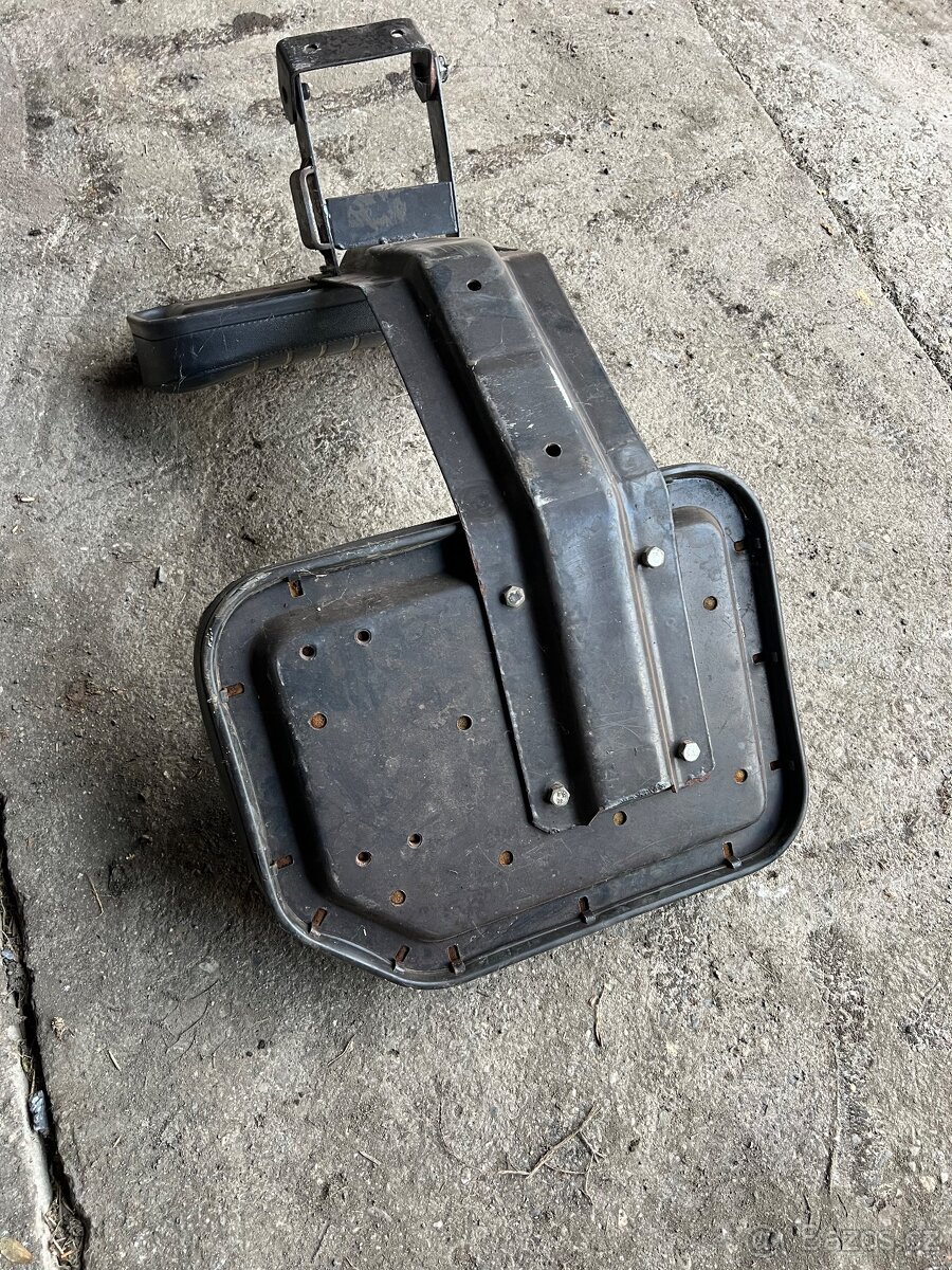 Sedačka spolujezdce Zetor - 2