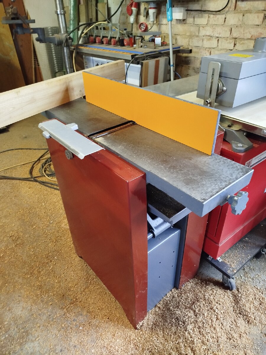 Prodám hoblovku s protahem - 2