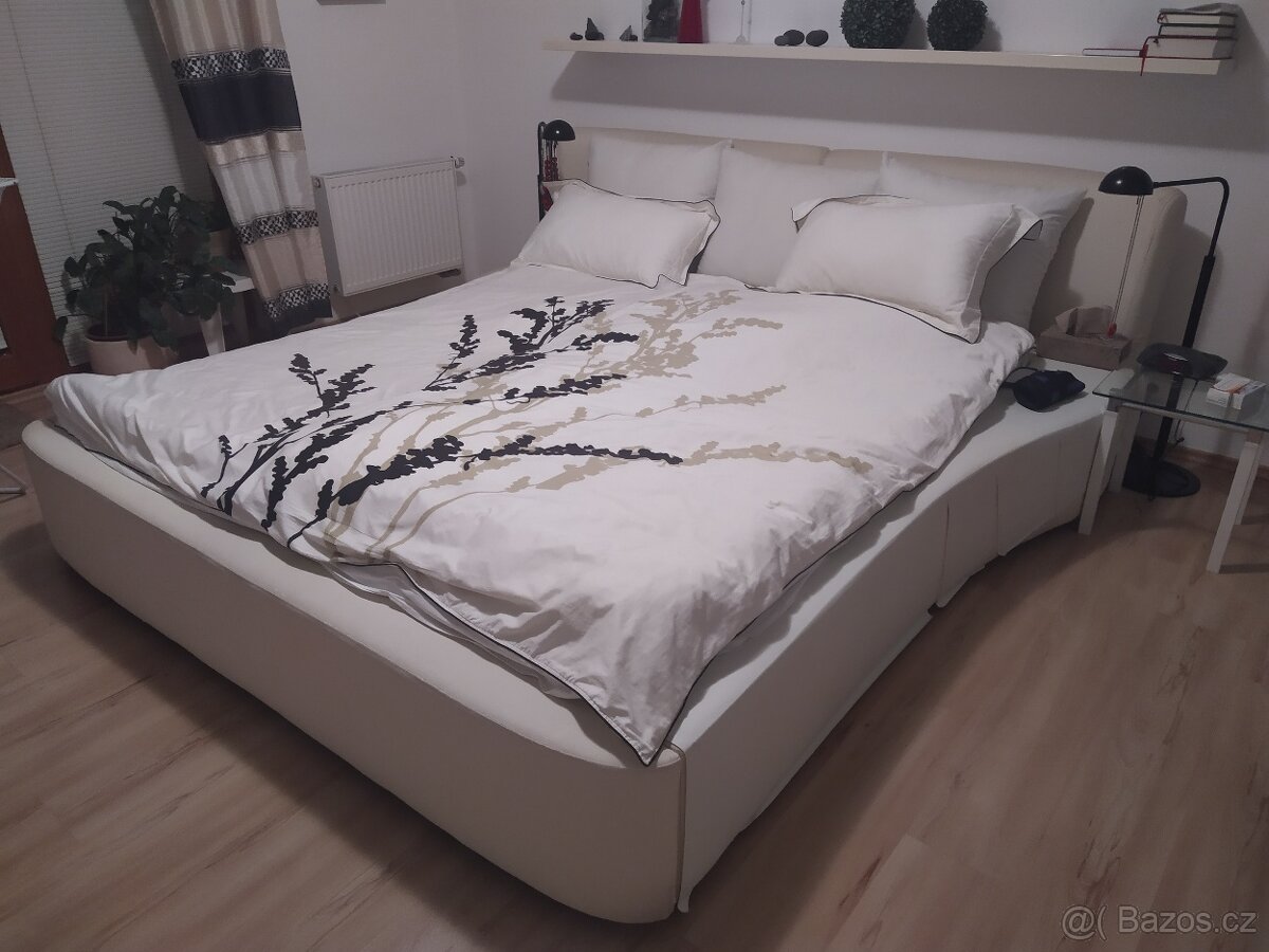 Manželská postel 180x200 - 2