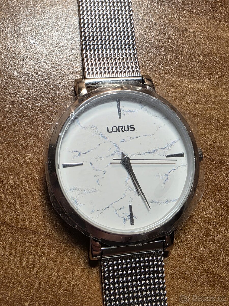 Dámské hodinky Lorus - 2