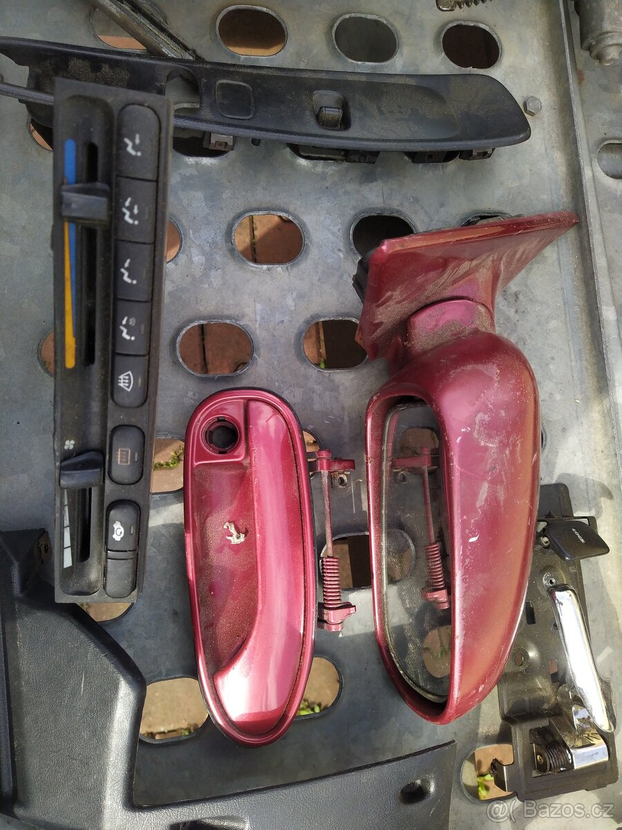 Honda PRELUDE 4G 2.0i - díly z vozu + doklady CZ - 2