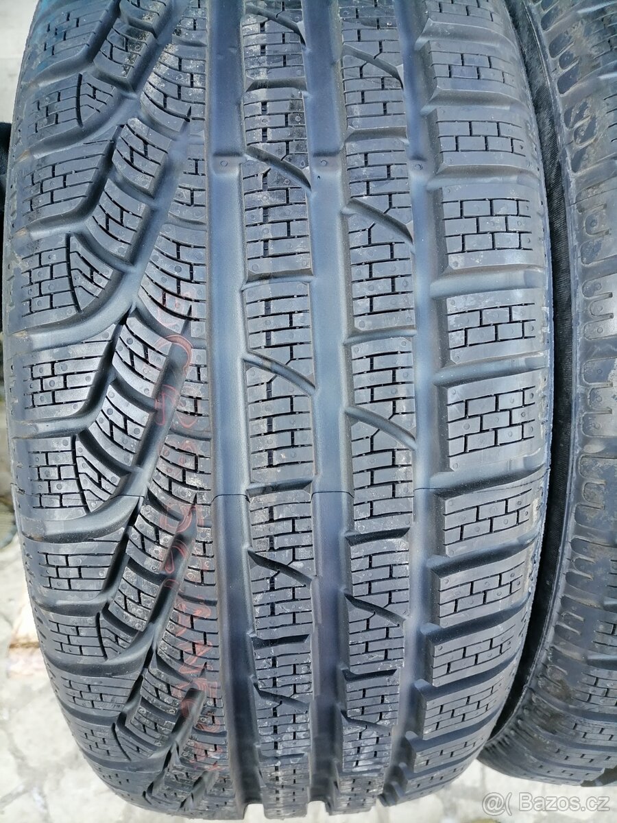 215/45/18 zimni pneu PIRELLI NEXEN 215/45 R18 - 2