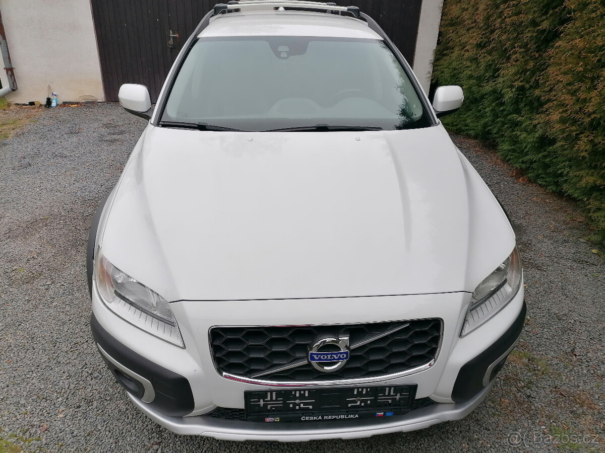 Volvo XC 70 2,4 D4 AWD - 2