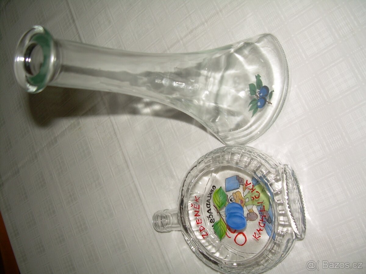 láhve 0,5l a 1lt s uzávěrem, plucky (placatky) 0,2l - 2