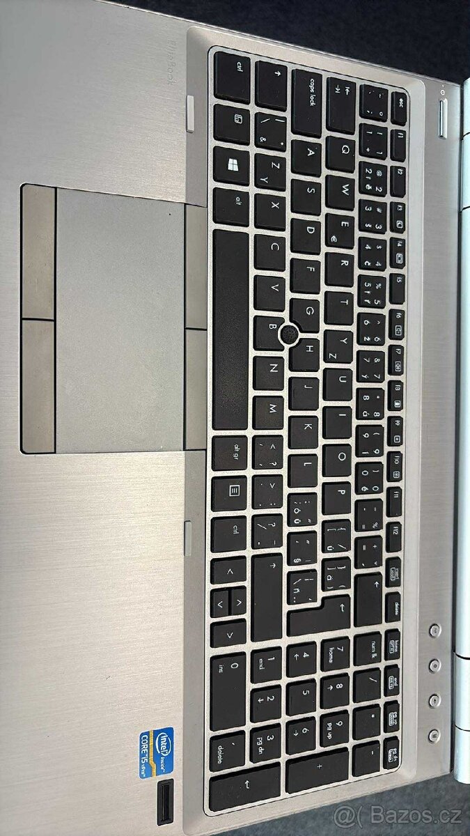 HP EliteBook 8570p
- 2