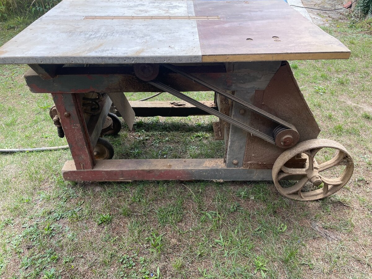 Cirkulárka se štípačkou - 2