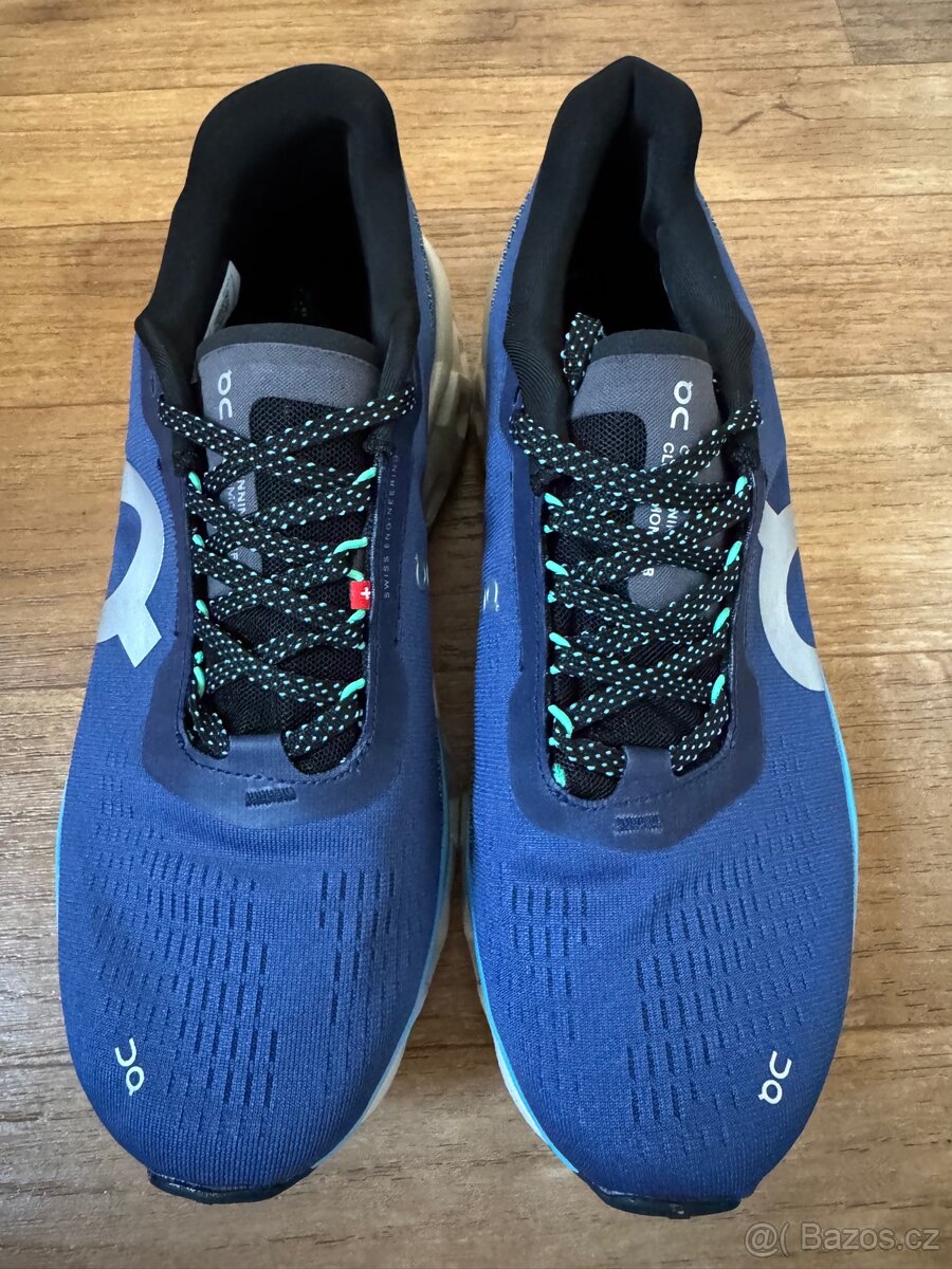 On cloud tenisky - 2