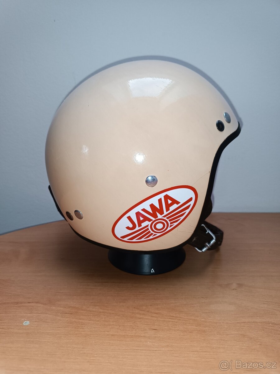 Stará přilba, helma - bílá - 2