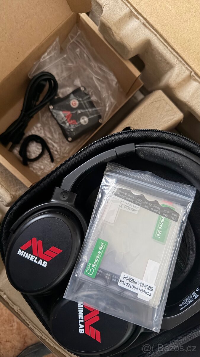 Minelab eqinox 800 + dohledávačka - 2