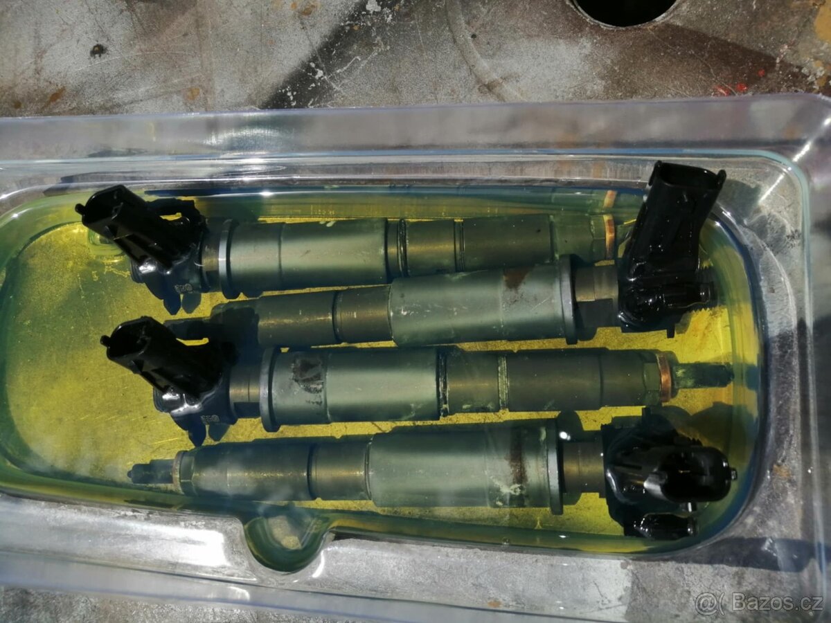 Vstřikovač Renault LAGUNA III vstřik - 2