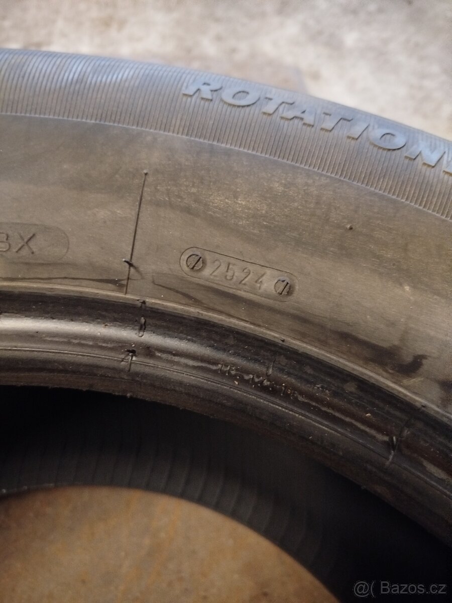 Zimní Pneu 265/65 r17 - 2