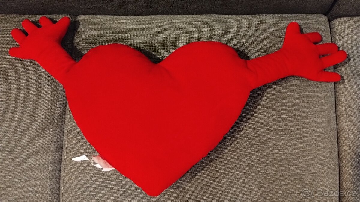 Plyšové srdce Ikea - 2