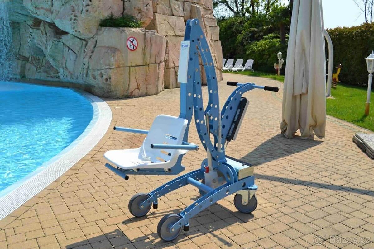 Bazénový zvedák - 2
