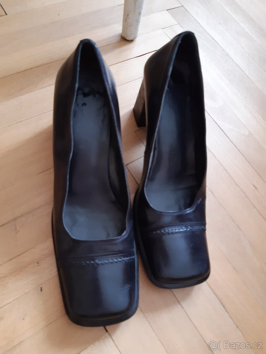 Černé kožené lodičky 37 - 2