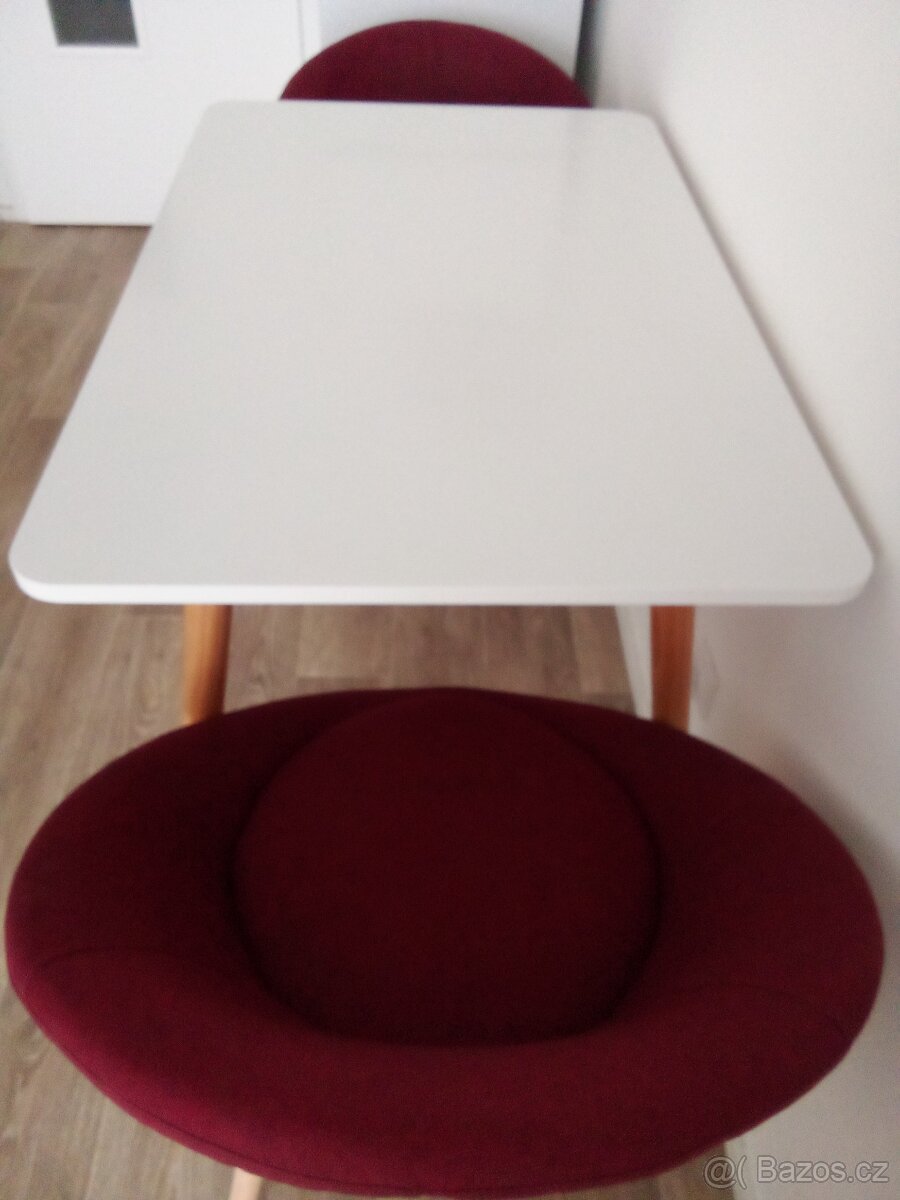 Souprava jidelni stul a zidle - 2