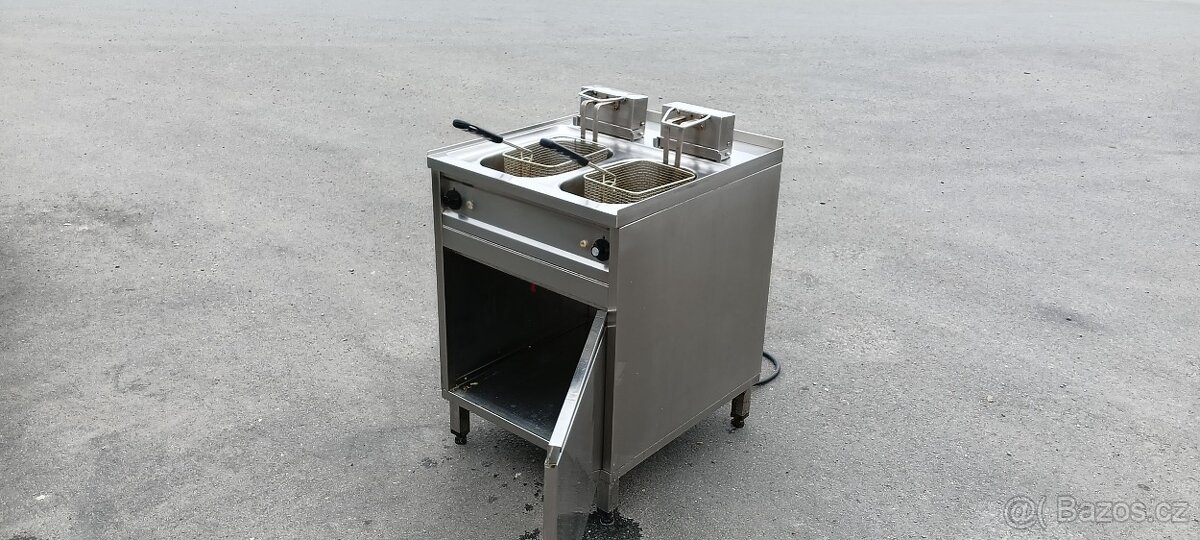 Fritéza s podestavbou s výpustí gastro A - 2