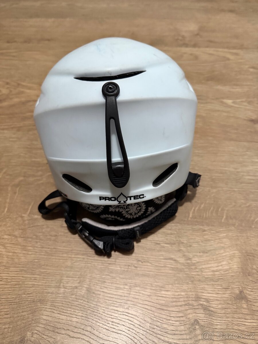 Lyžařská helma Pro-Tec, vel M - 2