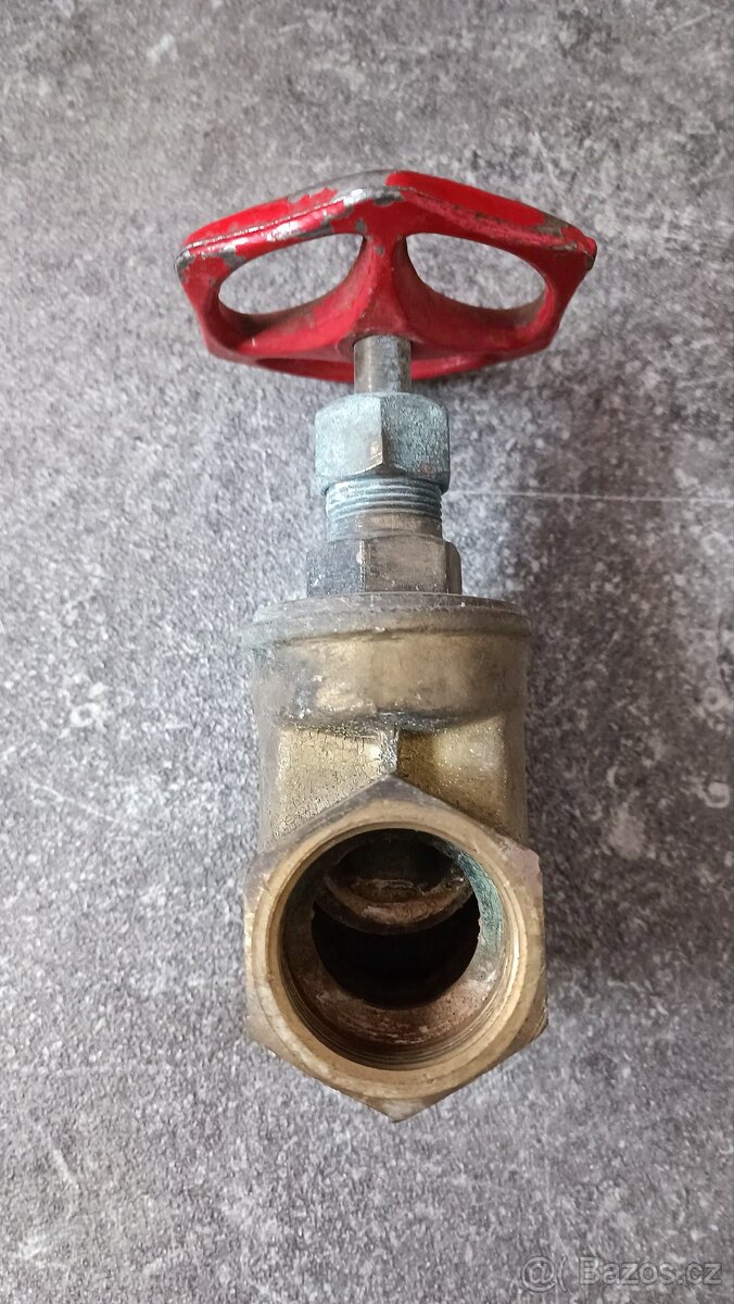 Mosazný ventil 1 1/4 - 2