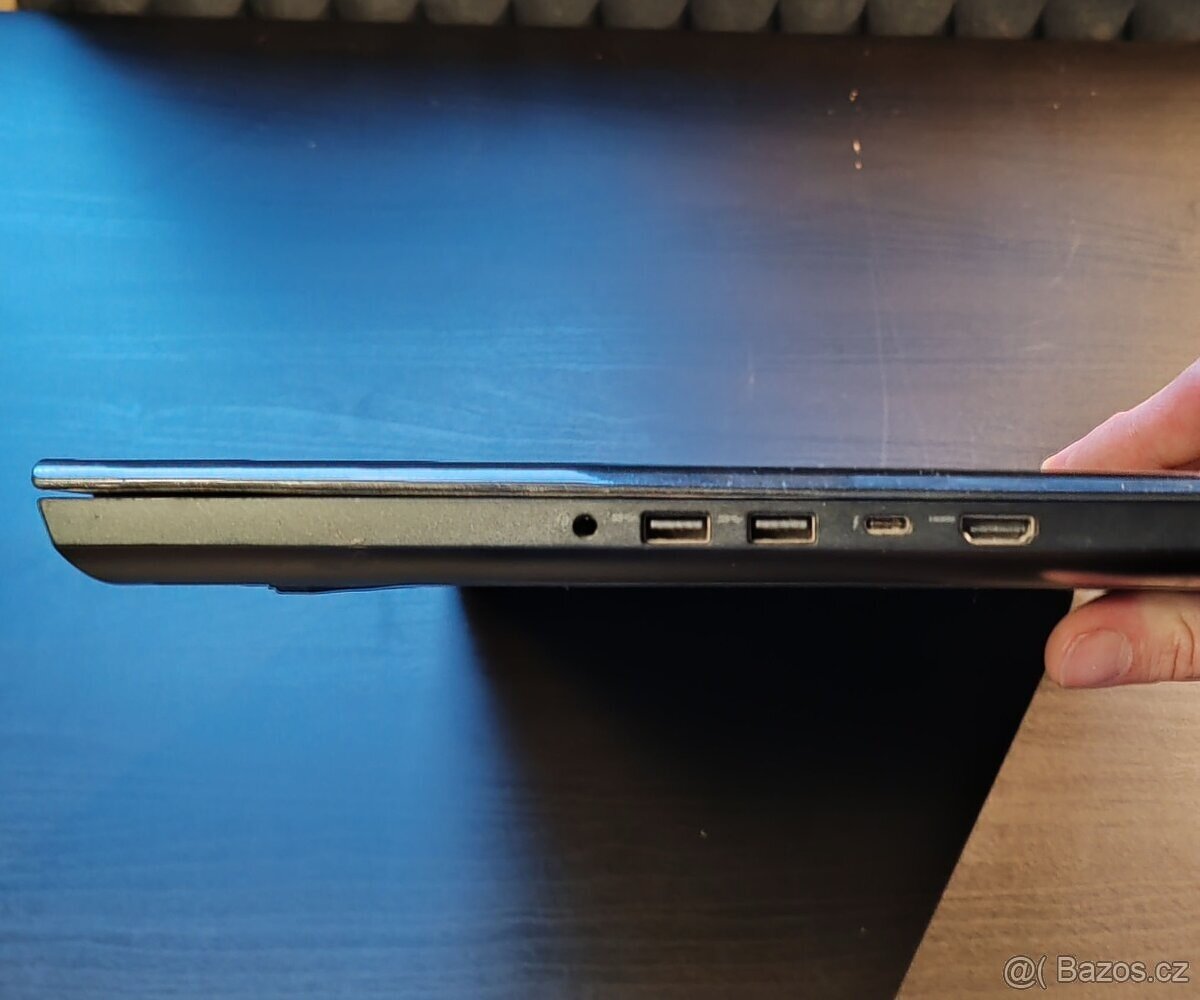 Dell inspiron 15 7577 - 2