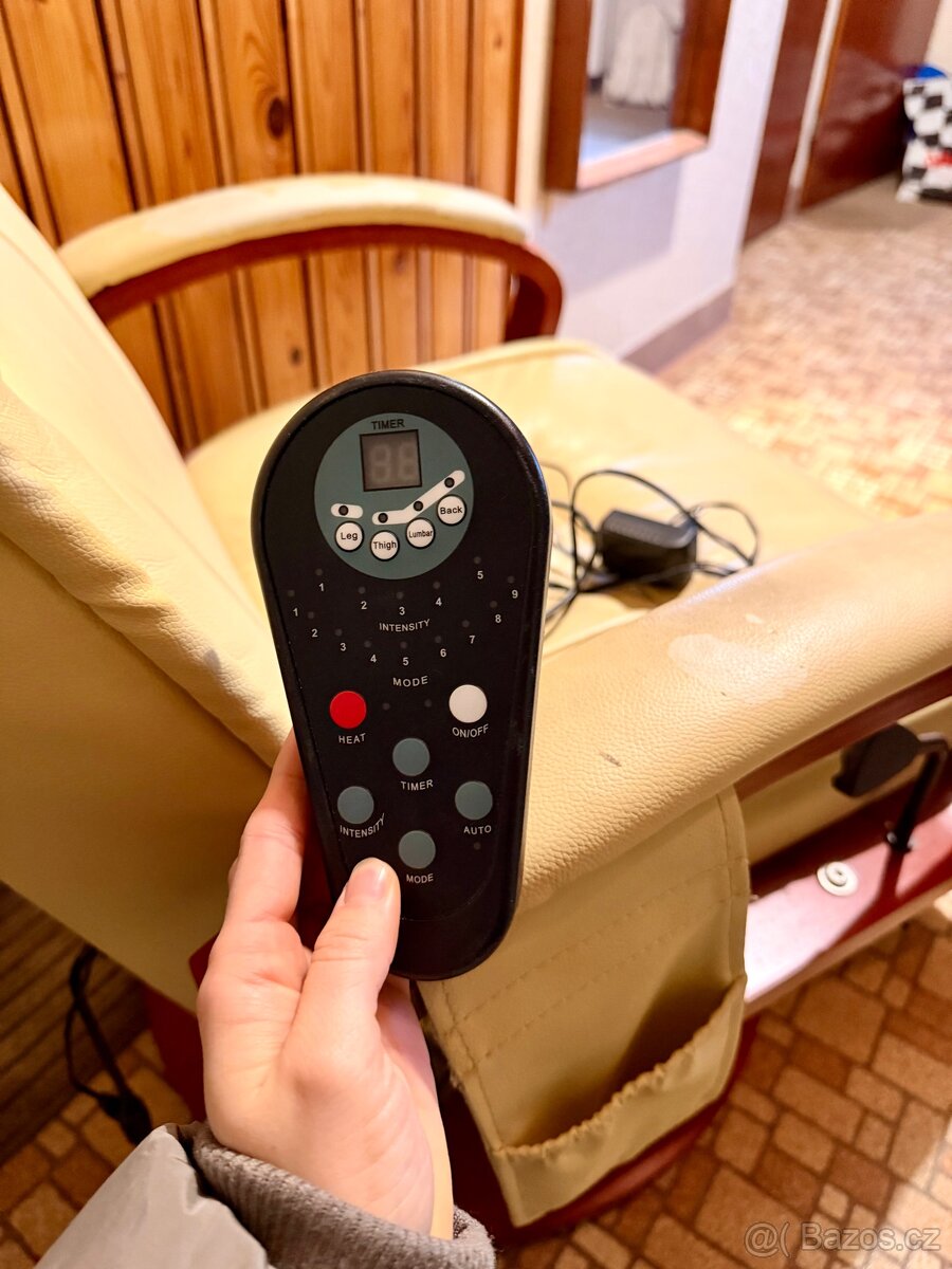 Masážní křeslo - 2