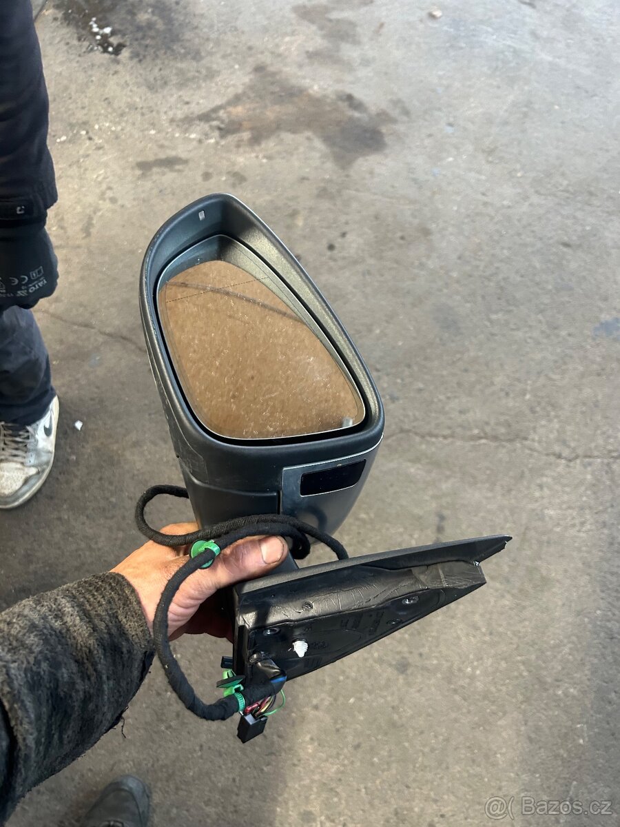 Passat B7 alltrack levé zrcátko 9 pin - 2