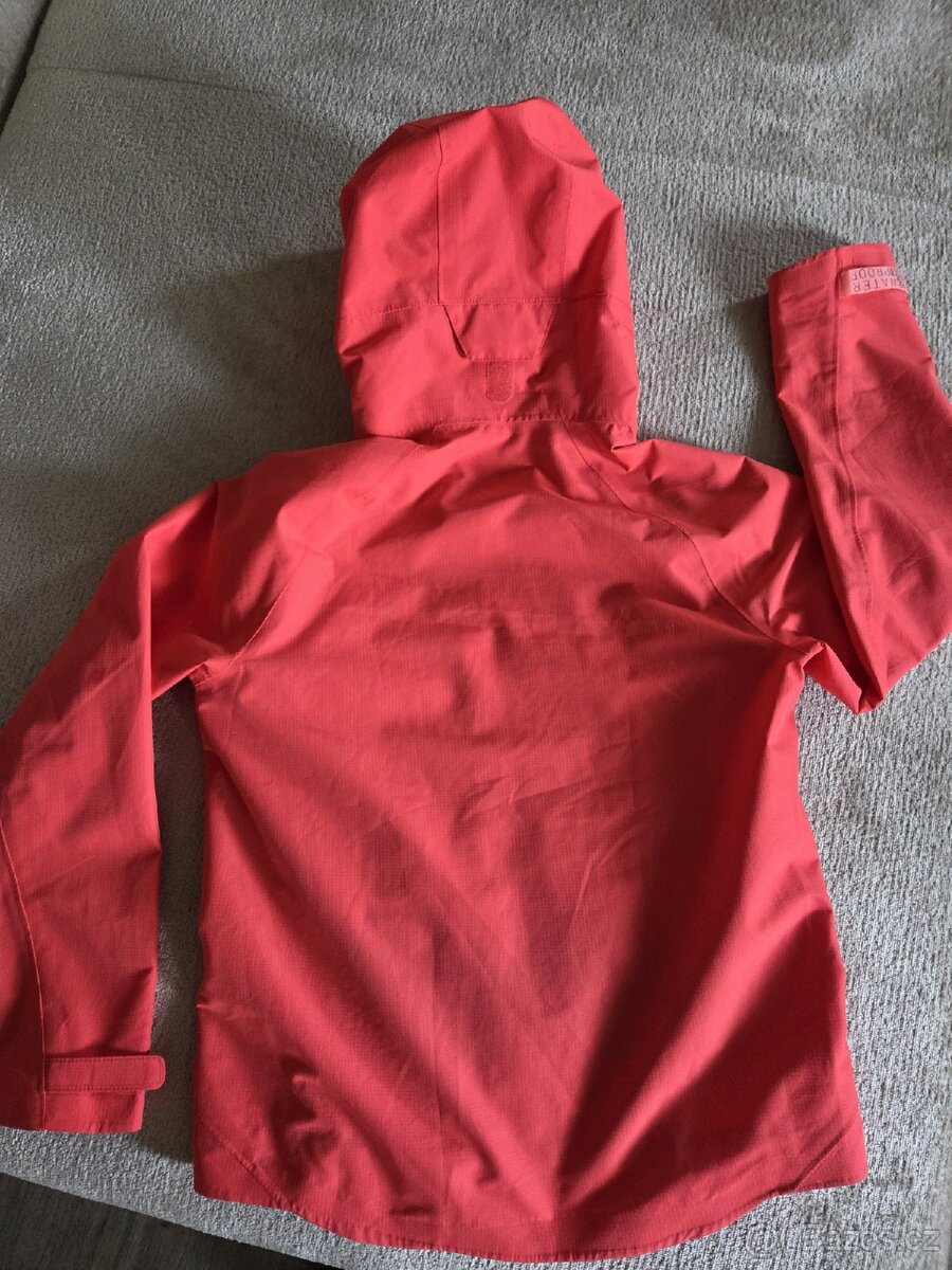 Nepromokavá bunda zn. Quechua - 2