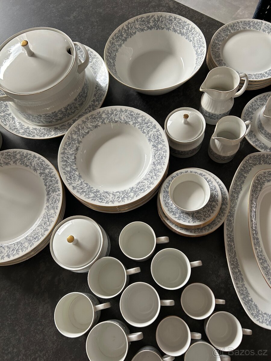 Jaroslav Ježek, porcelánka Loučky, Nefertiti 32 - 2