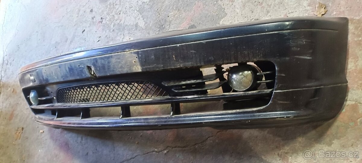 BMW E46 coupe díly BLATNÍKY, nárazník, dveře, lišty - 2