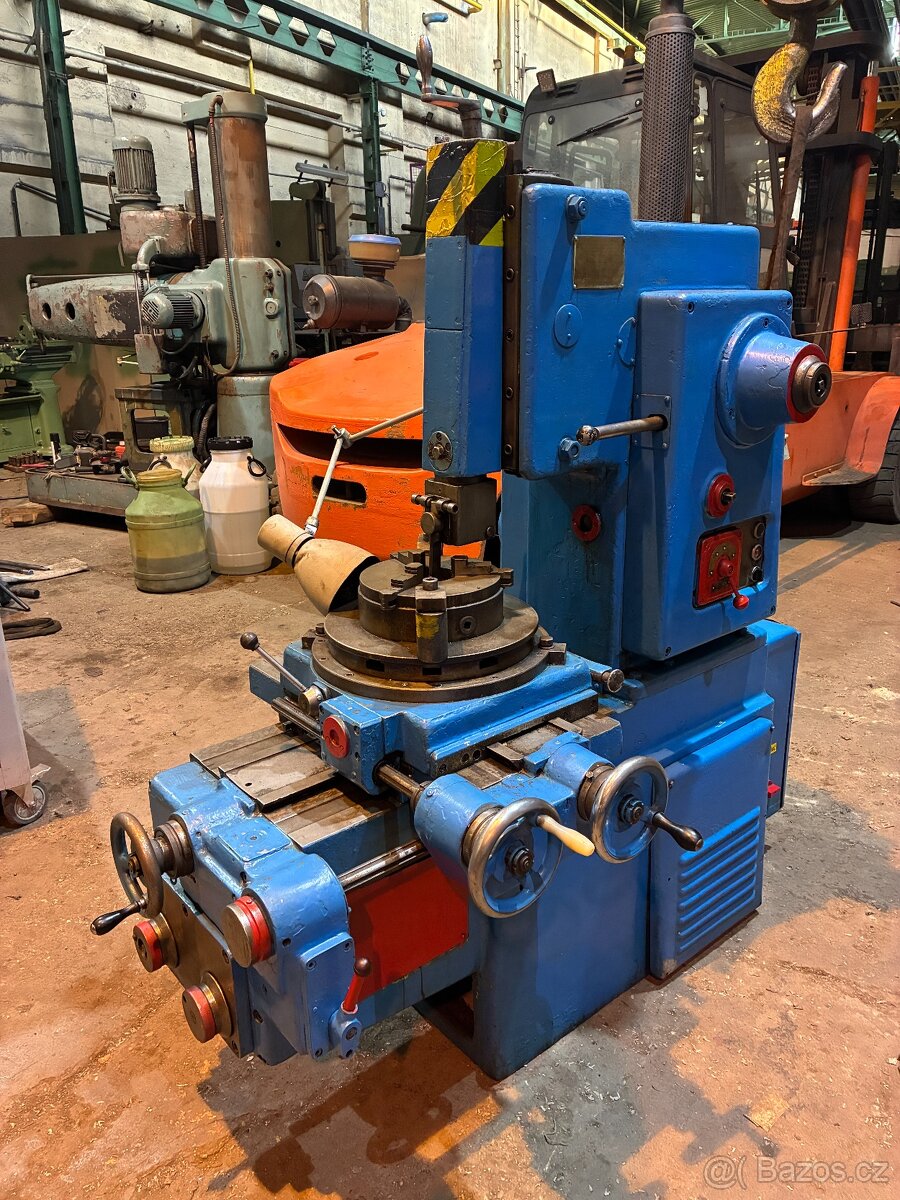 Prodám malou vertikální obrážečku Stanko Stanko 7A12 - 2