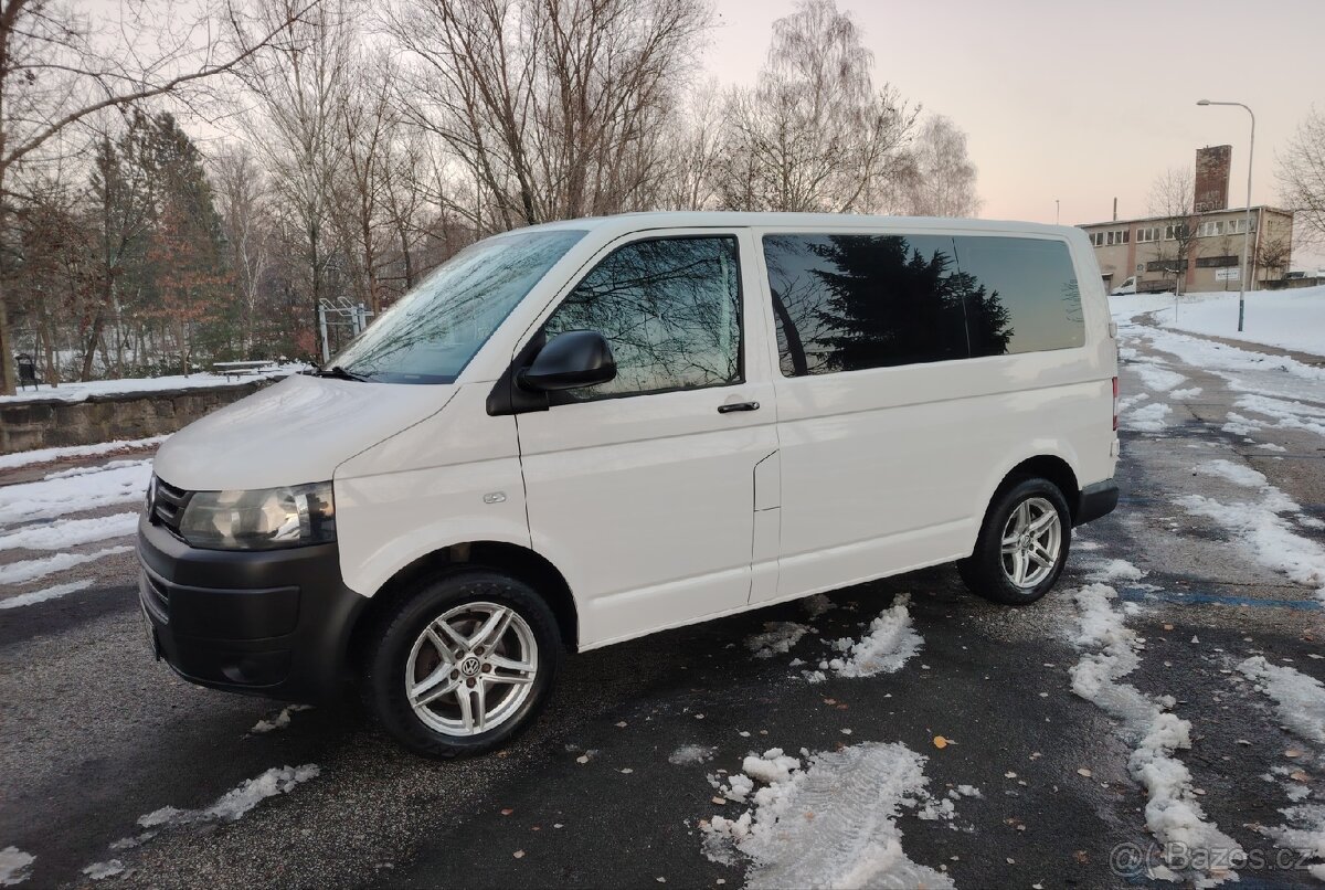 Volkswagen Transporter 9 mist - 2