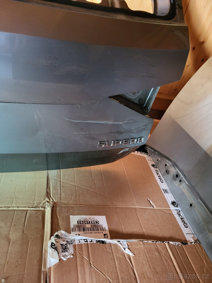 Víko kufru superb 3 combi - 2