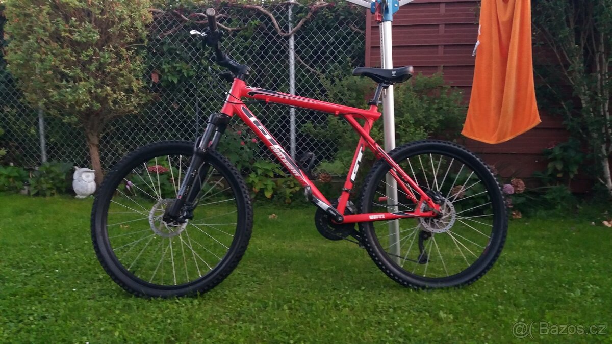 Horské kolo GT AVELANCHE 2.0 hydraulic. Disk můžu POSLAT s l - 2