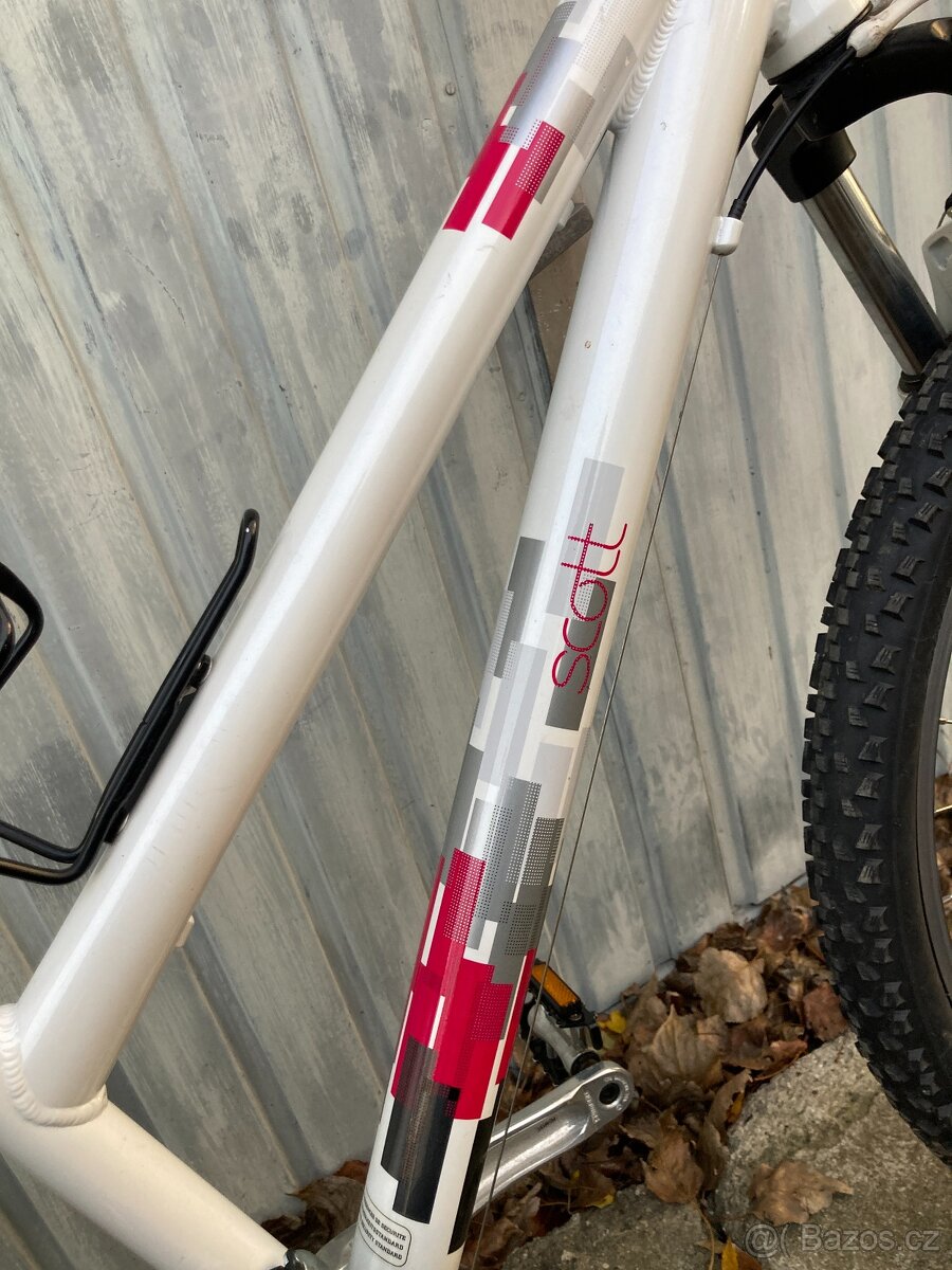 Horské kolo Scott Contessa 60 vel. M - juniorské - 2