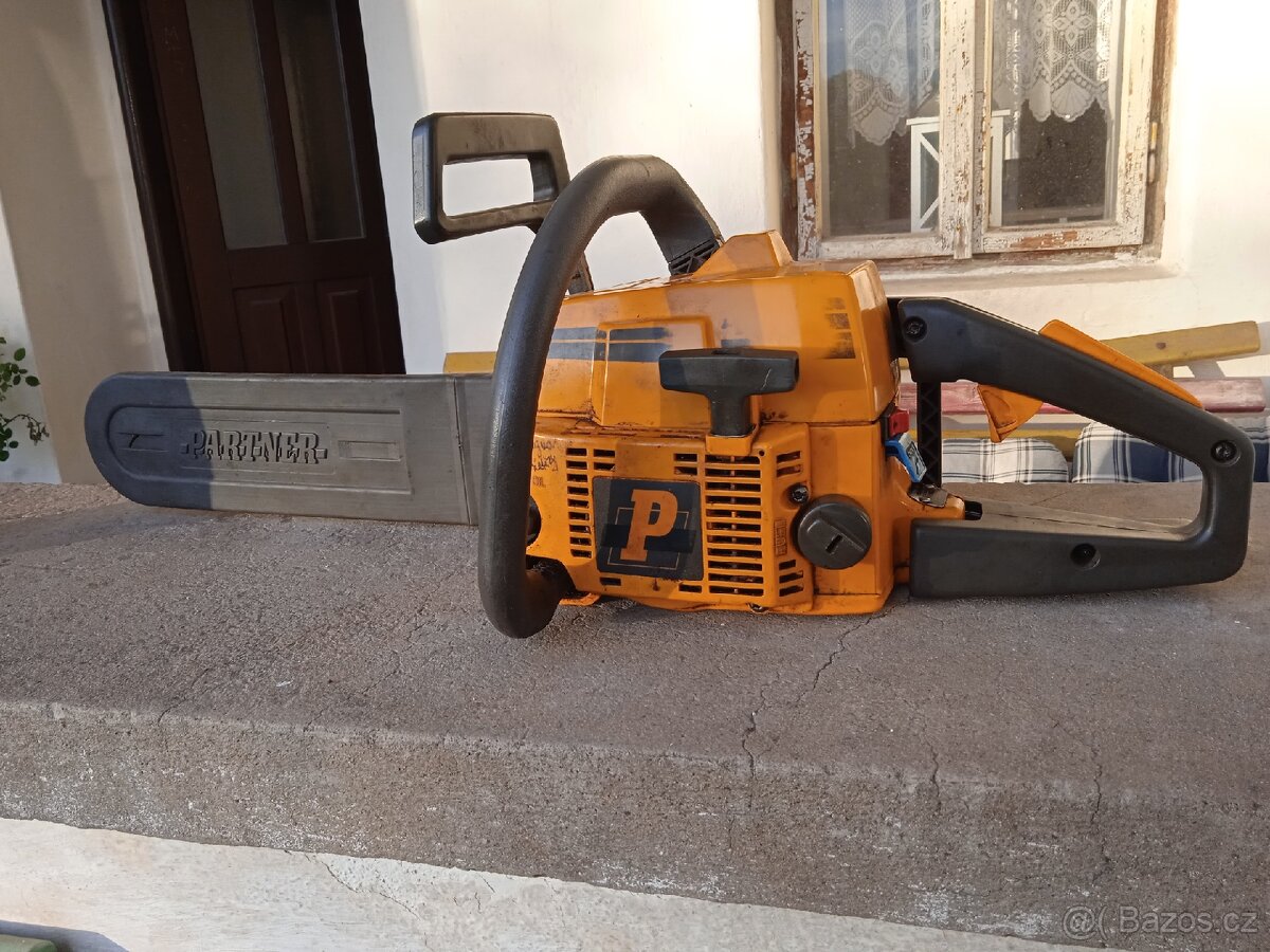 Motorová pila Partner - 2