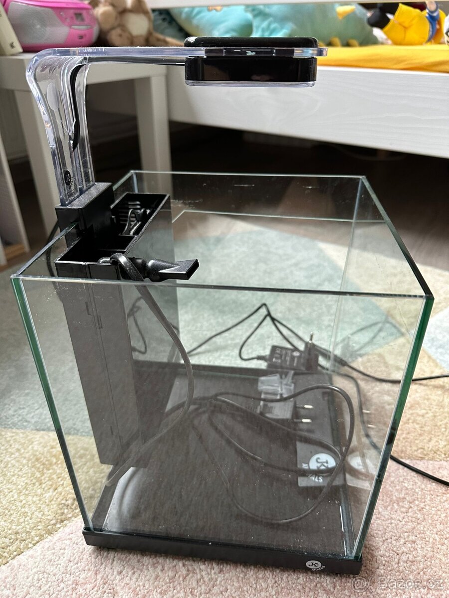 Akvárium s filtrací 10l - 2