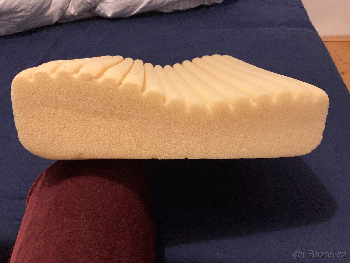 Anatomický polštář - 2