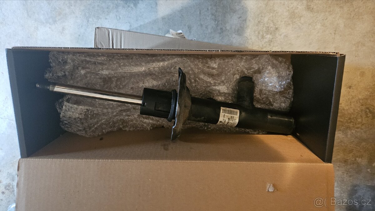 DCC tlumiče přední Superb 3 - 2