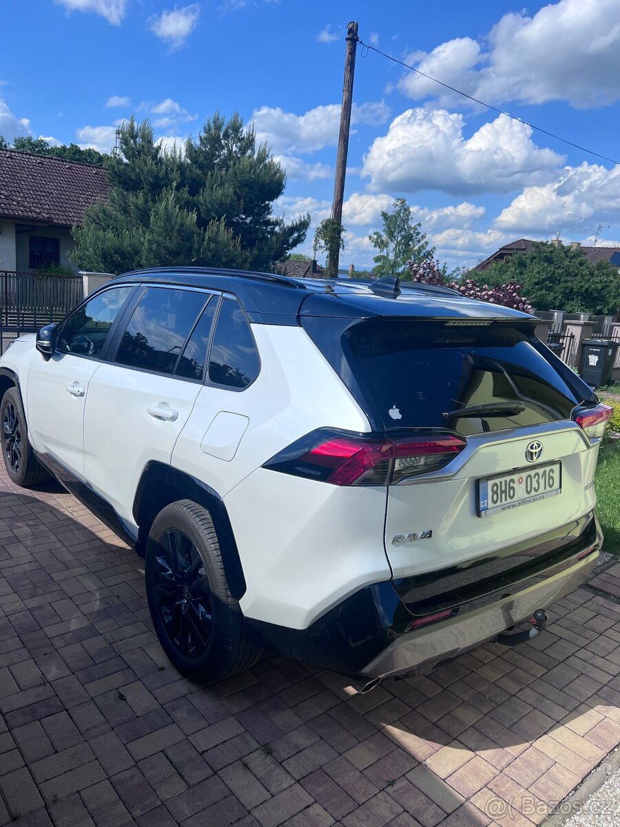 Toyota Rav4 Selection, 4x4, rok 2024, v záruce - 2
