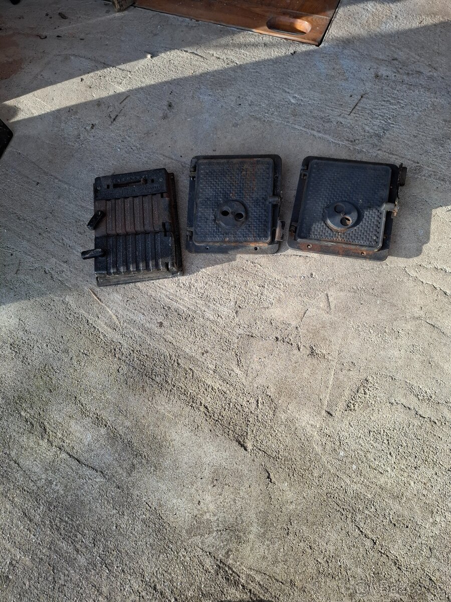 Dvířka ke kamínkúm - 2