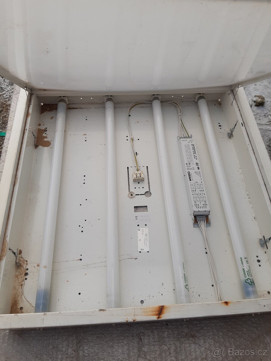 Světla do garaze - 2