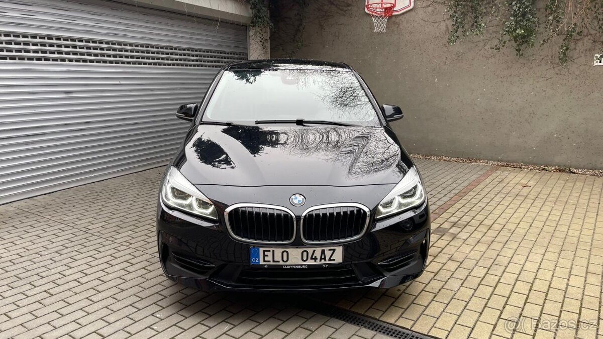 BMW 225 XE 4x4 PERFORMANCE DPH 1.majitel - 2