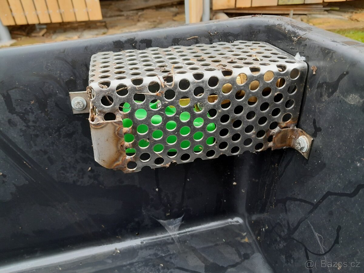Automatická plováková napáječka - 2