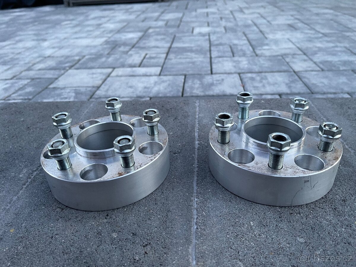 Podložky kol 5x115 (challenger) - 2